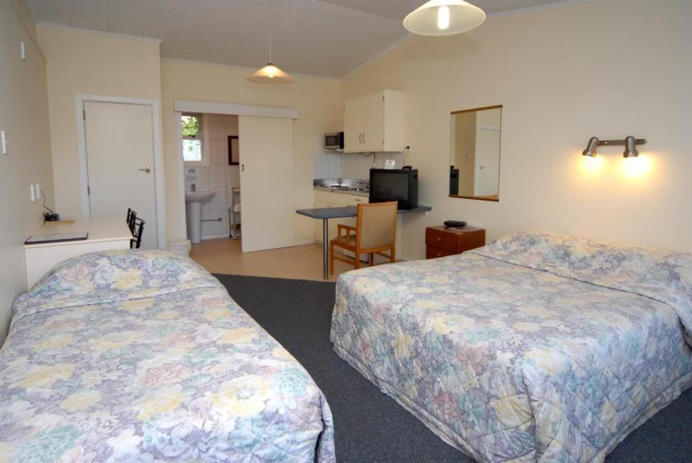Frimley Lodge Motel Hastings Buitenkant foto