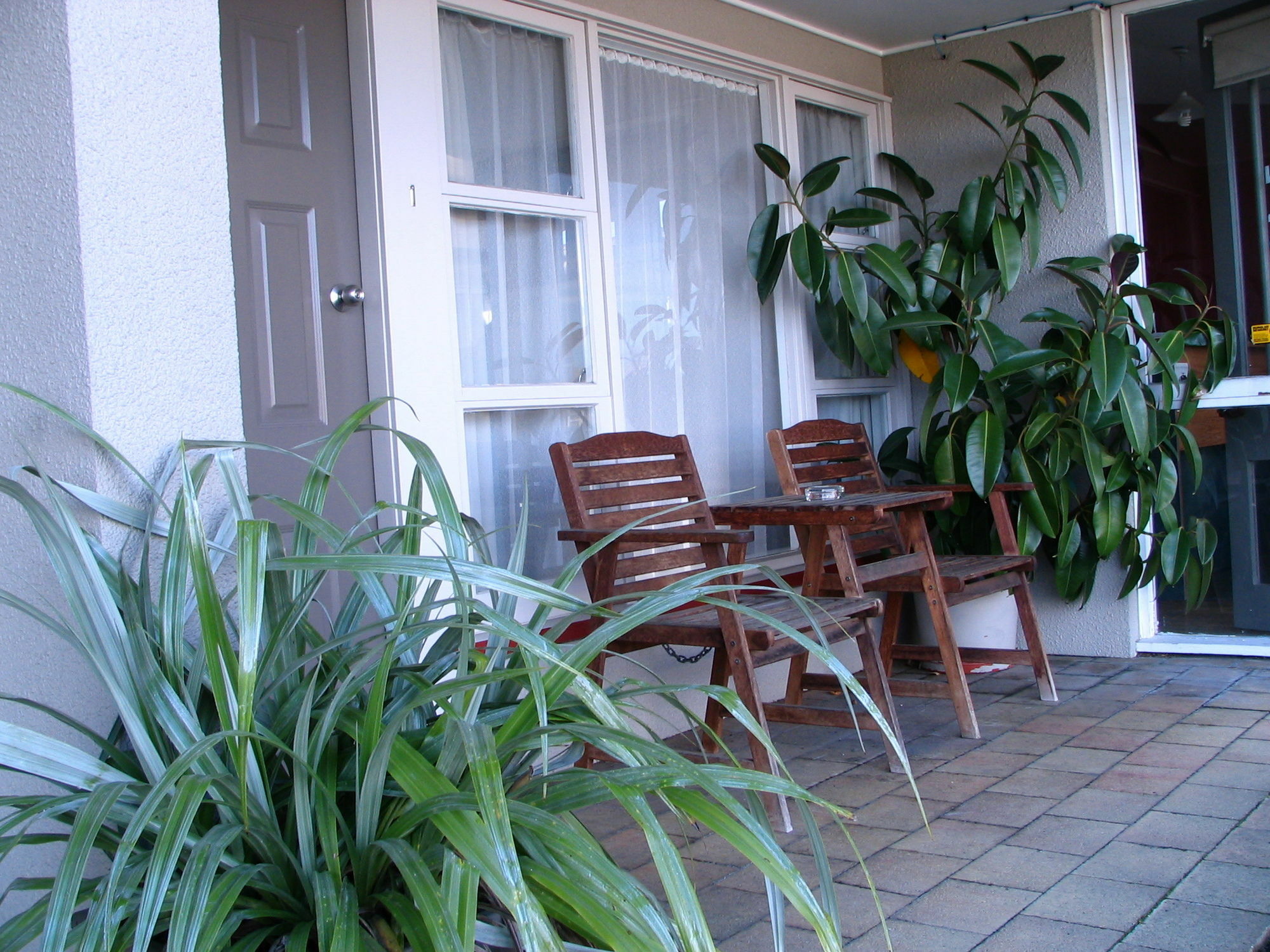 Frimley Lodge Motel Hastings Buitenkant foto